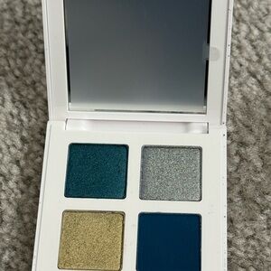 Makeup by Mario Glam Quad Eyeshadow Palette Pair